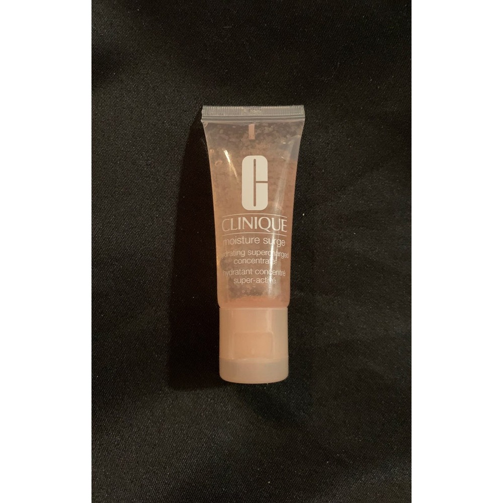 Clinique moisture‎ surge